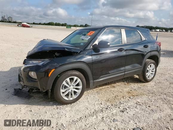 2022 Chevrolet TrailBlazer LS with VIN KL79MMS28NB135513, listed as a Copart auction lot 67972935 with 36,289 mi miles and Salvage title. Bid and sale history available at DreamBid. Image 1.