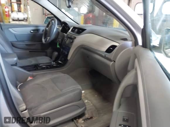 2017 Chevrolet Traverse LT с VIN 1GNKVGKD0HJ335856, выставлен на аукционе IAAI как лот 41868491 с пробегом 156 259 миль миль и . История ставок и продаж доступна на DreamBid. Изображение 5.