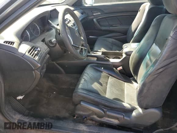 2012 Honda Accord LX-S with VIN 1HGCS1B33CA018111, listed as a Copart auction lot 82207625 with 218,517 mi miles and Clean title. Bid and sale history available at DreamBid. Image 7.