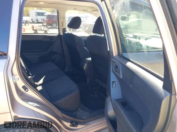 2015 Subaru Forester Premium z VIN JF2SJADC0FH502826, wystawiony jako IAAI lot #43455906 z przebiegiem 109 148 mil mil oraz . Historia ofert i sprzedaży dostępna na DreamBid. Obrazek 8.