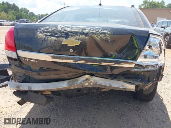 2014 Chevrolet Caprice Police Police with VIN 6G3NS5U23EL944876, listed as a IAAI auction lot 42872980 with 154,238 mi miles and . Bid and sale history available at DreamBid. Image 6.