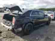 2015 Chrysler 300 Limited z VIN 2C3CCAAG6FH920603, wystawiony jako Copart lot #61218455 z przebiegiem 137 196 mil mil oraz Nie do naprawy • Non repairable. Historia ofert i sprzedaży dostępna na DreamBid. Obrazek 3.