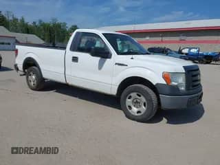 2010 Ford F-150 XL с VIN 1FTMF1CW6AKE24987, выставлен на аукционе IAAI как лот 42902684 с пробегом 106 787 миль миль и . История ставок и продаж доступна на DreamBid. Изображение 1.