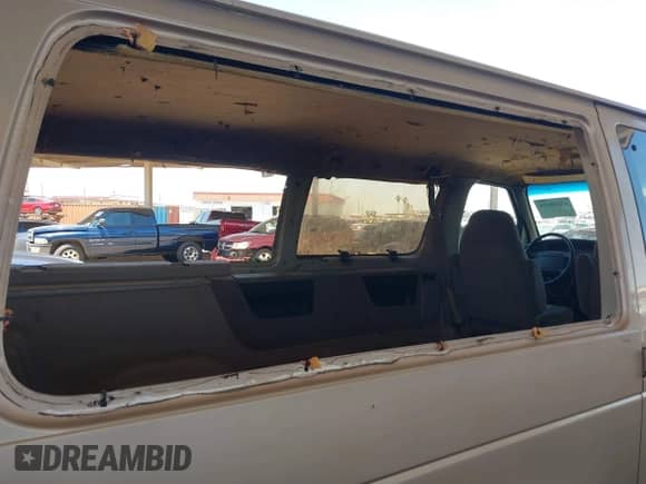 1993 Ford Econoline Cargo с VIN 1FMEE11H7PHB96236, выставлен на аукционе IAAI как лот 42430434 с пробегом 191 996 миль миль и . История ставок и продаж доступна на DreamBid. Изображение 6.