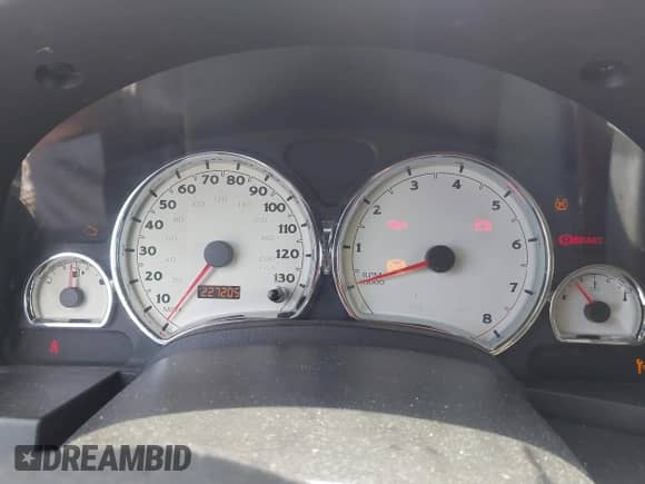 2006 Saturn VUE with VIN 5GZCZ53446S807924, listed as a IAAI auction lot 42650110 with 227,205 mi miles and . Bid and sale history available at DreamBid. Image 7.