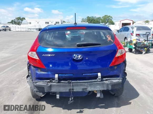 2012 Hyundai Accent GS с VIN KMHCT5AE1CU023159, выставлен на аукционе IAAI как лот 43203410 с пробегом 148 300 миль миль и . История ставок и продаж доступна на DreamBid. Изображение 17.