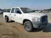 2008 Dodge 1500 ST z VIN 1D7HU18N08S565870, wystawiony jako Copart lot #70062624 z przebiegiem 78 717 mil mil oraz Szkoda całkowita • Salvage title. Historia ofert i sprzedaży dostępna na DreamBid. Obrazek 4.