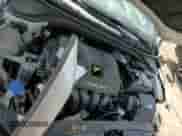 2018 Hyundai Elantra SEL z VIN 5NPD84LF1JH324998, wystawiony jako Copart lot #81449605 z przebiegiem 101 411 mil mil oraz Nie do naprawy • Non repairable. Historia ofert i sprzedaży dostępna na DreamBid. Obrazek 16.