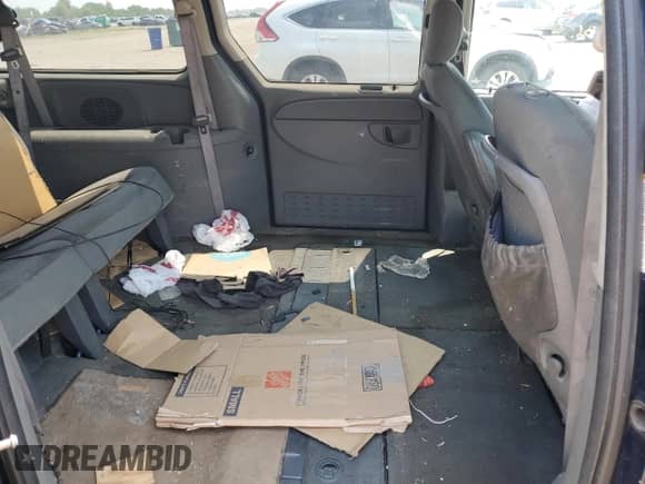 2005 Dodge Caravan SXT with VIN 2D4GP44L65R557890, listed as a Copart auction lot 60318775 with Not provided miles and Salvage title. Bid and sale history available at DreamBid. Image 11.