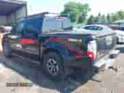 2016 Nissan Frontier S z VIN 1N6AD0EVXGN705086, wystawiony jako IAAI lot #42425274 z przebiegiem 110 614 mil mil oraz . Historia ofert i sprzedaży dostępna na DreamBid. Obrazek 3.