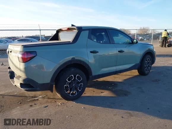 2023 Hyundai Santa Cruz SE с VIN 5NTJA4AE5PH076749, выставлен на аукционе IAAI как лот 41279079 с пробегом 23 530 миль миль и . История ставок и продаж доступна на DreamBid. Изображение 4.