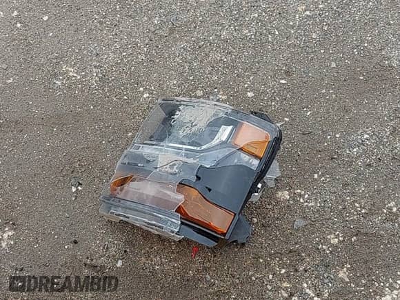 2018 Chevrolet Silverado 1500 LT с VIN 3GCUKREC1JG500944, выставлен на аукционе IAAI как лот 43052801 с пробегом 112 445 миль миль и . История ставок и продаж доступна на DreamBid. Изображение 12.