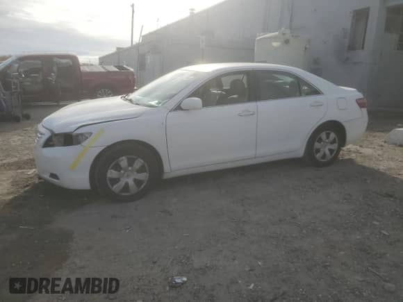 2008 Toyota Camry SE with VIN 4T1BE46K08U736947, listed as a Copart auction lot 89861055 with 77,811 mi miles and Salvage title. Bid and sale history available at DreamBid. Image 1.
