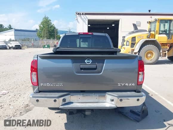 2017 Nissan Frontier SV with VIN 1N6AD0CW7HN716799, listed as a IAAI auction lot 42896731 with 96,819 mi miles and . Bid and sale history available at DreamBid. Image 16.