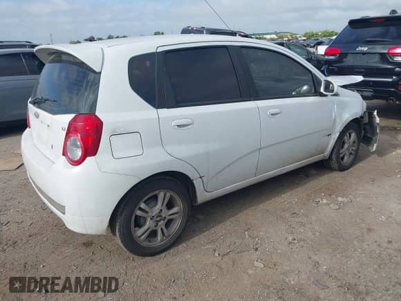 2011 Chevrolet Aveo 1LT с VIN KL1TD6DE2BB117152, выставлен на аукционе IAAI как лот 42851872 с пробегом 130 431 миль миль и . История ставок и продаж доступна на DreamBid. Изображение 4.