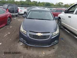 2014 Chevrolet Cruze 1LT с VIN 1G1PC5SB3E7213274, выставлен на аукционе IAAI как лот 43285909 с пробегом 193 588 миль миль и . История ставок и продаж доступна на DreamBid. Изображение 6.