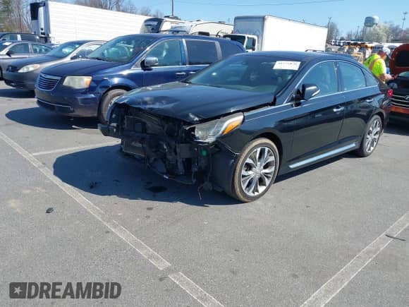 2015 Hyundai Sonata Limited с VIN 5NPE34AB0FH259278, выставлен на аукционе IAAI как лот 41775820 с пробегом 146 681 миль миль и . История ставок и продаж доступна на DreamBid. Изображение 2.