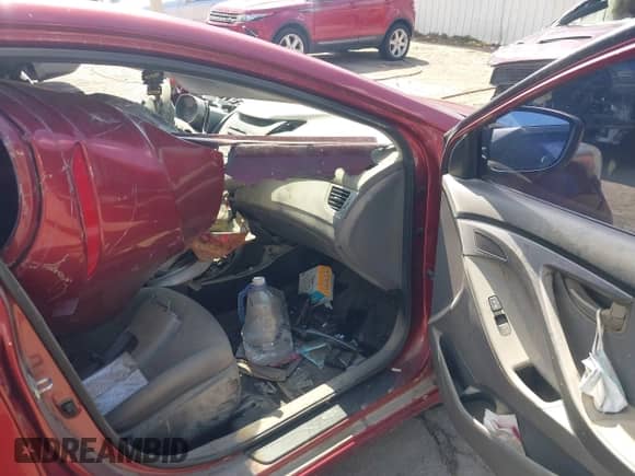 2016 Hyundai Elantra SE with VIN 5NPDH4AE4GH709863, listed as a IAAI auction lot 43256873 with Not provided miles and . Bid and sale history available at DreamBid. Image 5.