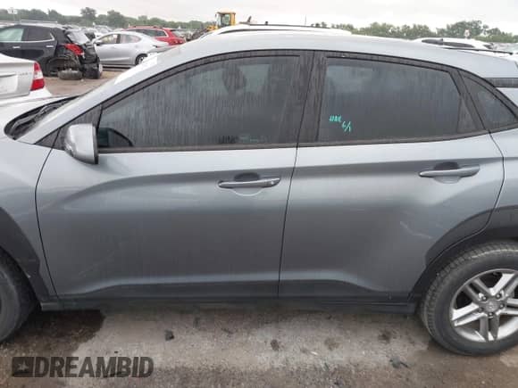 2020 Hyundai Kona SE с VIN KM8K12AA0LU575619, выставлен на аукционе IAAI как лот 42459174 с пробегом 67 370 миль миль и . История ставок и продаж доступна на DreamBid. Изображение 15.