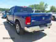 2017 Ram 1500 Big Horn z VIN 3C6RR7LT0HG593062, wystawiony jako IAAI lot #42813819 z przebiegiem 149 421 mil mil oraz . Historia ofert i sprzedaży dostępna na DreamBid. Obrazek 3.