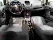 2019 Ford Fiesta S z VIN 3FADP4AJ7KM159213, wystawiony jako Copart lot #59913075 z przebiegiem 22 695 mil mil oraz Nie do naprawy • Non repairable. Historia ofert i sprzedaży dostępna na DreamBid. Obrazek 8.