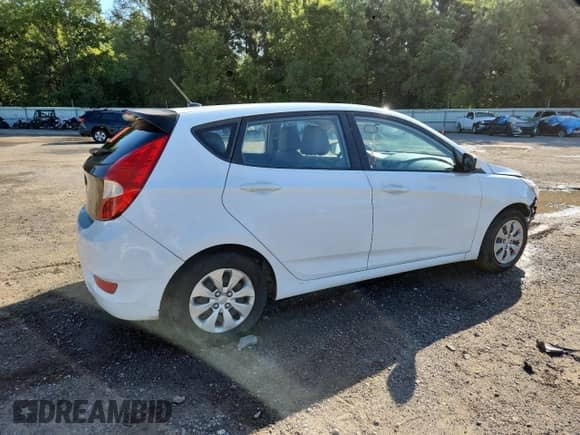 2017 Hyundai Accent SE с VIN KMHCT5AE0HU307566, выставлен на аукционе Copart как лот 83992085 с пробегом 202 876 миль миль и Списание • Salvage title. История ставок и продаж доступна на DreamBid. Изображение 3.