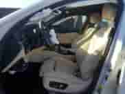 2018 BMW 5 Series 530e z VIN WBAJA9C55JB252052, wystawiony jako Copart lot #87058685 z przebiegiem Nie podano mil oraz Czysty tytuł • Clean title. Historia ofert i sprzedaży dostępna na DreamBid. Obrazek 7.