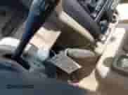 2001 Nissan Frontier SE Desert Runner z VIN 1N6ED26T91C346200, wystawiony jako IAAI lot #41914616 z przebiegiem 236 612 mil mil oraz . Historia ofert i sprzedaży dostępna na DreamBid. Obrazek 11.