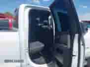 2015 Chevrolet Silverado 2500HD Work Truck z VIN 1GC2KUEG9FZ125440, wystawiony jako IAAI lot #42781134 z przebiegiem 161 274 mil mil oraz . Historia ofert i sprzedaży dostępna na DreamBid. Obrazek 8.