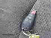 2016 Ram 1500 Outdoorsman z VIN 1C6RR7TMXGS337253, wystawiony jako IAAI lot #42302149 z przebiegiem 93 413 mil mil oraz . Historia ofert i sprzedaży dostępna na DreamBid. Obrazek 11.