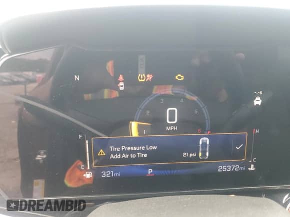 2025 Chevrolet Trax 2RS with VIN KL77LJEP6SC067945, listed as a Copart auction lot 83937515 with 25,372 mi miles and Salvage title. Bid and sale history available at DreamBid. Image 9.