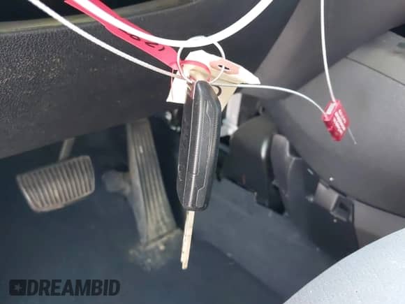 2019 Kia Sorento LX z VIN 5XYPG4A36KG553548, wystawiony jako IAAI lot #42924998 z przebiegiem 130 775 mil mil oraz . Historia ofert i sprzedaży dostępna na DreamBid. Obrazek 11.