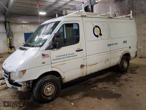 2005 Dodge Sprinter with VIN WD0PD644955811655, listed as a Copart auction lot 55257445 with Not provided miles and Salvage title. Bid and sale history available at DreamBid. Image 1.