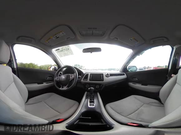 2021 Honda HR-V LX с VIN 3CZRU6H33MM713890, выставлен на аукционе IAAI как лот 42378619 с пробегом 40 410 миль миль и . История ставок и продаж доступна на DreamBid. Изображение 18.