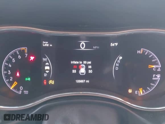 2017 Jeep Grand Cherokee Laredo with VIN 1C4RJEAG9HC757101, listed as a IAAI auction lot 43426669 with 123,657 mi miles and . Bid and sale history available at DreamBid. Image 7.