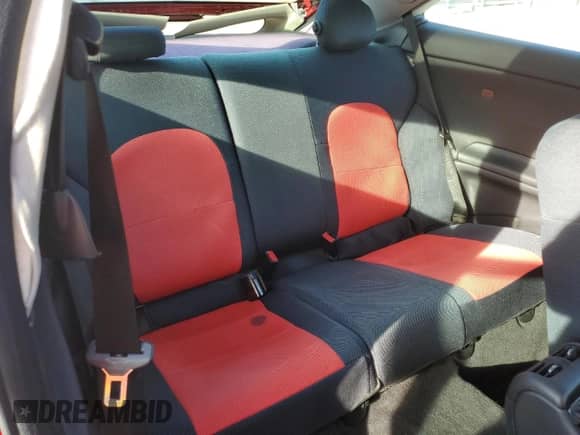 2005 Mercedes-Benz C 230 Kompressor z VIN WDBRN40J55A751409, wystawiony jako Copart lot #72197074 z przebiegiem 136 353 mil mil oraz Nie do naprawy • Non repairable. Historia ofert i sprzedaży dostępna na DreamBid. Obrazek 10.