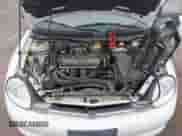 2000 Dodge Neon Highline z VIN 1B3ES46C3YD729060, wystawiony jako IAAI lot #42520084 z przebiegiem 54 588 mil mil oraz . Historia ofert i sprzedaży dostępna na DreamBid. Obrazek 10.