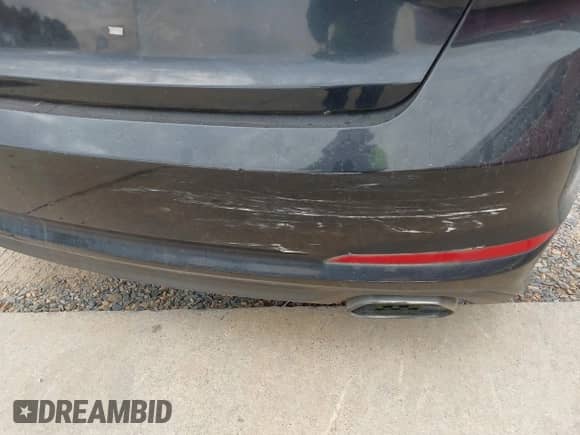 2016 Hyundai Sonata SE z VIN 5NPE24AF8GH320139, wystawiony jako IAAI lot #43309345 z przebiegiem 146 990 mil mil oraz . Historia ofert i sprzedaży dostępna na DreamBid. Obrazek 16.