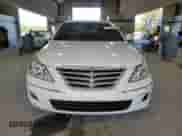 2010 Hyundai Genesis с VIN KMHGC4DF2AU092519, выставлен на аукционе Copart как лот 82191915 с пробегом 109 511 миль миль и Списание • Salvage title. История ставок и продаж доступна на DreamBid. Изображение 5.