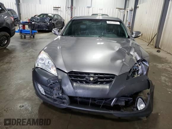 2010 Hyundai Genesis Coupe z VIN KMHHU6KH9AU035493, wystawiony jako Copart lot #69453065 z przebiegiem 168 265 mil mil oraz Szkoda całkowita • Salvage title. Historia ofert i sprzedaży dostępna na DreamBid. Obrazek 5.
