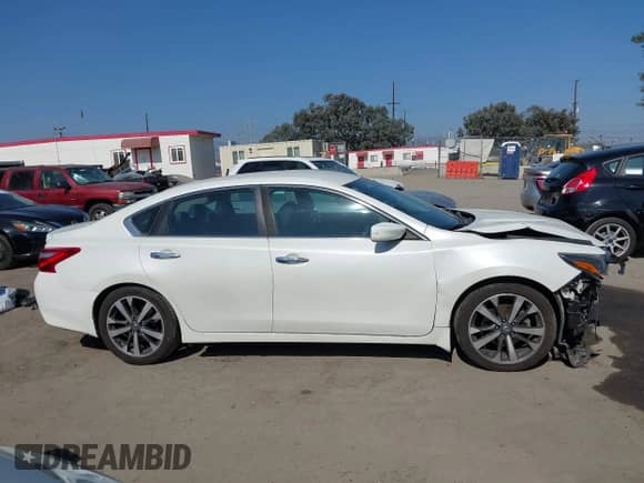 2016 Nissan Altima SL с VIN 1N4AL3AP1GC287968, выставлен на аукционе IAAI как лот 42540418 с пробегом 88 634 миль миль и . История ставок и продаж доступна на DreamBid. Изображение 14.
