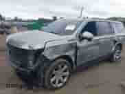 2023 Chevrolet Suburban High Country z VIN 1GNSKGKL0PR315137, wystawiony jako IAAI lot #42300095 z przebiegiem 38 155 mil mil oraz . Historia ofert i sprzedaży dostępna na DreamBid. Obrazek 6.