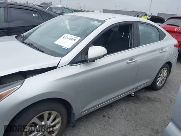 2019 Hyundai Accent SE z VIN 3KPC24A36KE056848, wystawiony jako IAAI lot #42314559 z przebiegiem 131 272 mil mil oraz . Historia ofert i sprzedaży dostępna na DreamBid. Obrazek 14.