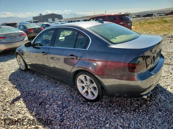 2006 BMW 3 Series 330i с VIN WBAVB335X6KR77746, выставлен на аукционе Copart как лот 80144935 с пробегом 123 424 миль миль и Списание • Salvage title. История ставок и продаж доступна на DreamBid. Изображение 2.