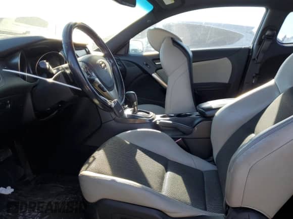 2013 Hyundai Genesis Coupe 2.0T с VIN KMHHT6KD6DU092352, выставлен на аукционе Copart как лот 81634504 с пробегом 83 059 миль миль и Списание • Salvage title. История ставок и продаж доступна на DreamBid. Изображение 7.