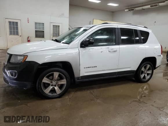 2016 Jeep Compass High Altitude с VIN 1C4NJDEB9GD599102, выставлен на аукционе Copart как лот 70452885 с пробегом 161 483 миль миль и Чистый • Clean title. История ставок и продаж доступна на DreamBid. Изображение 1.