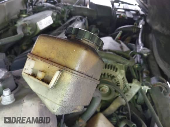 1995 Toyota Camry DX z VIN 4T1SK11E7SU593303, wystawiony jako IAAI lot #42673481 z przebiegiem 258 849 mil mil oraz . Historia ofert i sprzedaży dostępna na DreamBid. Obrazek 10.