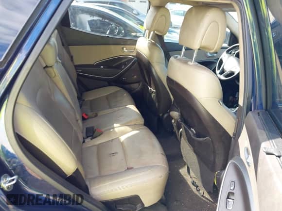 2017 Hyundai Santa Fe Ultimate z VIN 5XYZW4LA9HG465013, wystawiony jako IAAI lot #43346270 z przebiegiem 171 145 mil mil oraz . Historia ofert i sprzedaży dostępna na DreamBid. Obrazek 8.