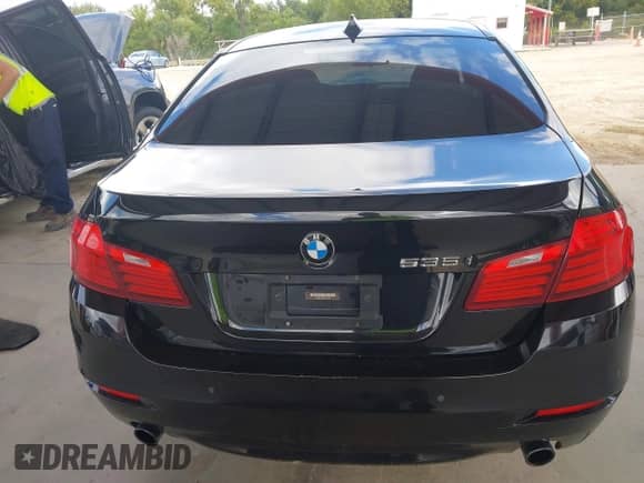 2016 BMW 5 Series 535i с VIN WBA5B1C5XGG551466, выставлен на аукционе IAAI как лот 43392261 с пробегом 141 535 миль миль и . История ставок и продаж доступна на DreamBid. Изображение 16.