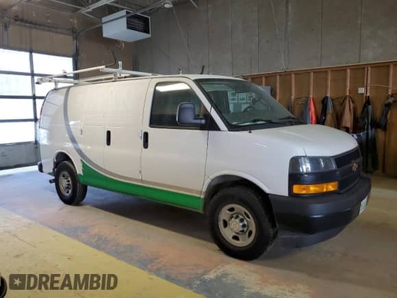 2021 Chevrolet Express Cargo с VIN 1GCWGAFP2M1304351, выставлен на аукционе Copart как лот 70300675 с пробегом 116 984 миль миль и Чистый • Clean title. История ставок и продаж доступна на DreamBid. Изображение 4.